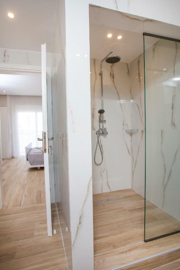 Avi Suites 2 ฟาลิรากี ภายนอก รูปภาพ